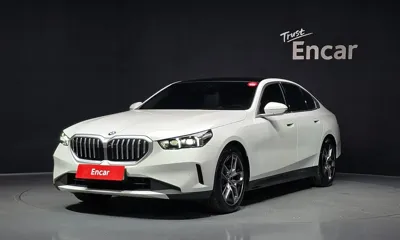 BMW 5-Series · 2025 год