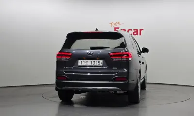 Kia Sorento 2015, 171350 км, за 5281.6 USD