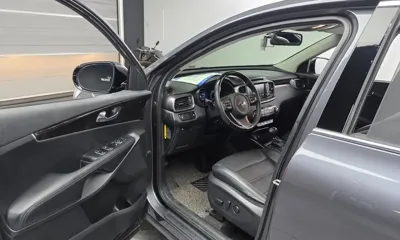 Kia Sorento 2015, 171350 км, за 5281.6 USD - фото 10