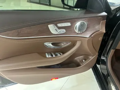 Mercedes-Benz E-Class 2021, 52000 км, за 30929.36 USD - фото 10