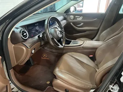 Mercedes-Benz E-Class 2021, 52000 км, за 30929.36 USD - фото 11