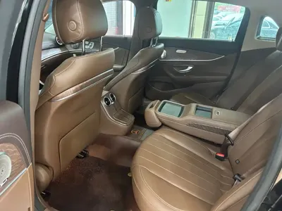 Mercedes-Benz E-Class 2021, 52000 км, за 30929.36 USD - фото 12