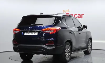 KG_Mobility_Ssangyong Rexton 2019, 137293 км, за 7676.3 USD