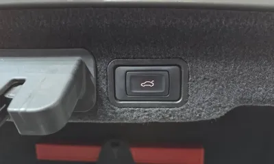 Audi A8 2014, 174701 км, за 6953.64 USD - фото 20