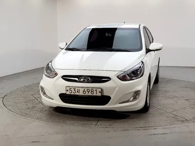 Hyundai Accent 2014, 72594 км, за 2957.81 USD