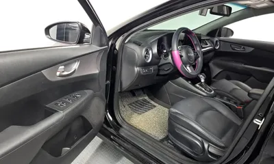 Kia K3 2022, 43297 км, за 9446.26 USD - фото 10
