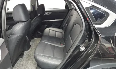 Kia K3 2022, 43297 км, за 9446.26 USD - фото 11