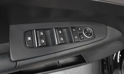 Kia K3 2022, 43297 км, за 9446.26 USD - фото 27