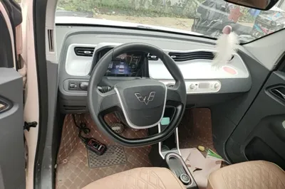 Wuling Hongguang MINIEV 2022, 12100 км, за 6019 USD - фото 12