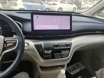 Roewe iMAX8 2021, 58800 км, за 12197.97 USD - фото 13