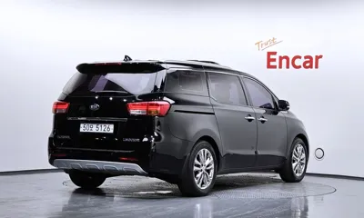 Kia Canival 2018, 100418 км, за 10228.02 USD