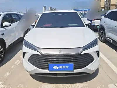 BYD L DM-i 2025, 35000 км, за 14714.25 USD