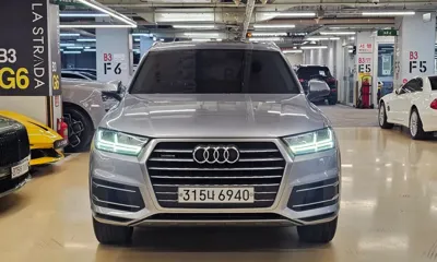 Audi Q7 · 2019 год
