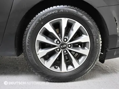 Kia Canival 2015, 149931 км, за 7615.89 USD