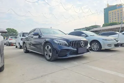 Mercedes-Benz C-Class 2019, 79200 км, за 17074 USD