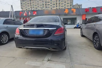 Mercedes-Benz C-Class 2019, 79200 км, за 17074 USD