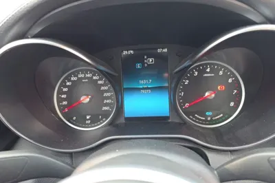 Mercedes-Benz C-Class 2019, 79200 км, за 17074 USD - фото 8