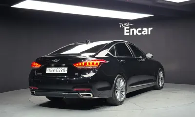 Hyundai Genesis 2016, 157076 км, за 5573.06 USD