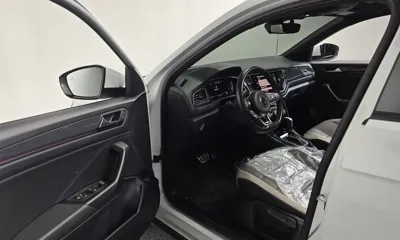 Volkswagen T-Roc 2021, 64617 км, за 14966.52 USD - фото 10