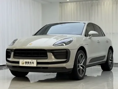 Porsche Macan · 2024 год