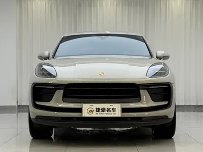 Porsche Macan 2024, 16000 км, за 54148.45 USD