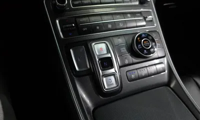 Hyundai Santafe 2022, 14831 км, за 18632.31 USD - фото 9