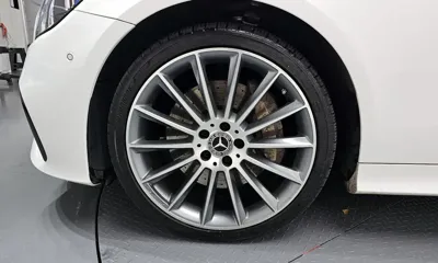 Mercedes-Benz E-Class 2021, 57144 км, за 38079.44 USD