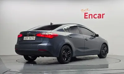 Kia K3 2015, 128090 км, за 3576.16 USD