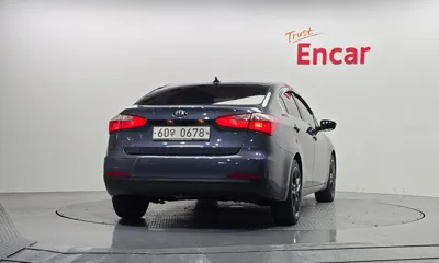 Kia K3 2015, 128090 км, за 3576.16 USD