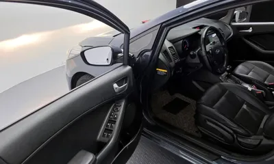 Kia K3 2015, 128090 км, за 3576.16 USD - фото 11