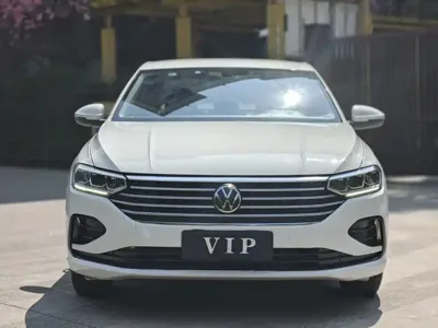 Volkswagen Lavida 2024, 61000 км, за 9093.41 USD