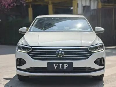 Volkswagen Lavida 2024, 61000 км, за 9093.41 USD