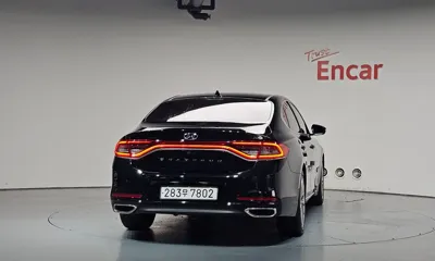 Hyundai Grandeur 2018, 125425 км, за 9715.11 USD