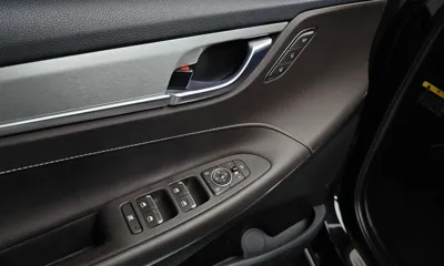 Hyundai Grandeur 2018, 125425 км, за 9715.11 USD - фото 16