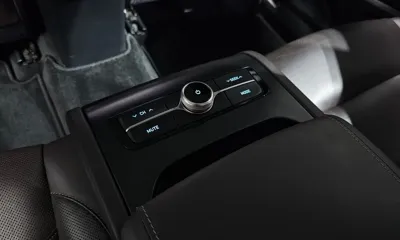Hyundai Grandeur 2018, 125425 км, за 9715.11 USD - фото 33
