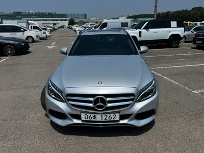Mercedes-Benz C-Class 2017, 139037 км, за 8855.19 USD