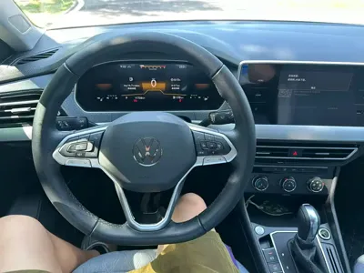 Volkswagen Lavida 2023, 10000 км, за 10284.51 USD