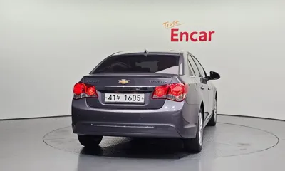 ChevroletGMDaewoo Cruze 2014, 77118 км, за 2472.03 USD