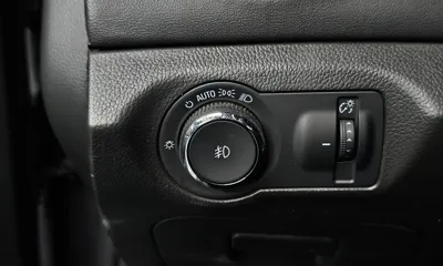 ChevroletGMDaewoo Cruze 2014, 77118 км, за 2472.03 USD - фото 14