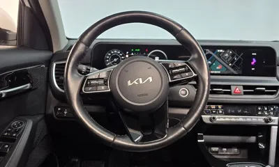 Kia Seltos 2023, 39433 км, за 16807.83 USD - фото 13