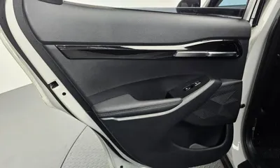 Kia Seltos 2023, 39433 км, за 16807.83 USD - фото 25