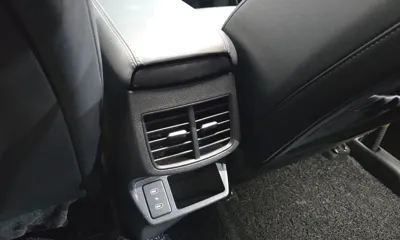 Kia Seltos 2023, 39433 км, за 16807.83 USD - фото 33