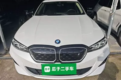 BMW i3 2023, 56200 км, за 22638 USD