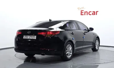 Kia K5 2013, 82703 км, за 3373.85 USD