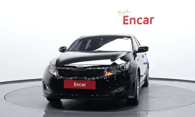 Kia K5 2013, 82703 км, за 3373.85 USD