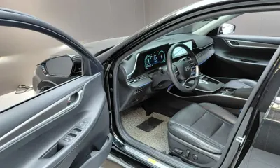 Hyundai Grandeur 2022, 66777 км, за 16706.75 USD - фото 10