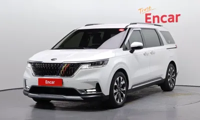 Kia Canival · 2021 год