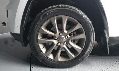 Jeep Cherokee 2016, 176091 км, за 7877.12 USD