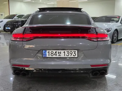 Porsche Panamera 2018, 86628 км, за 48903.77 USD