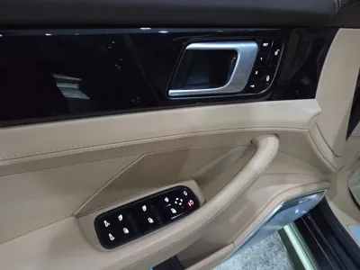 Porsche Panamera 2018, 86628 км, за 48903.77 USD - фото 15